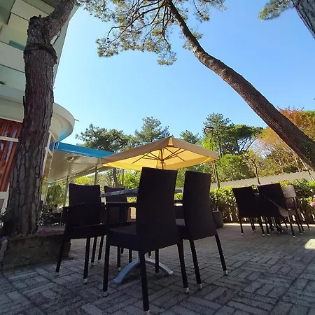 Szálloda Capri 3*