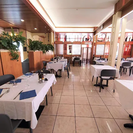 Capri 3* ミラノ・マリッティマ