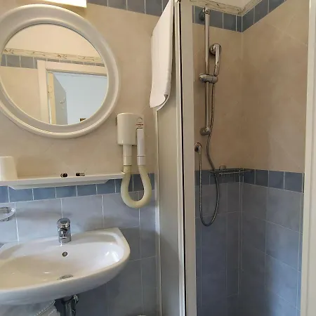 Hotel Capri 3*