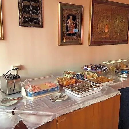 Capri Hotel 3*