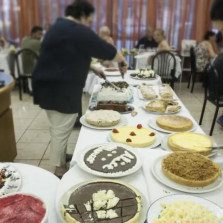 Capri 酒店