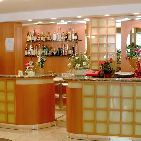 Capri Hotel